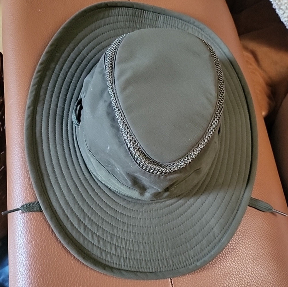 TILLEY Endurables HAT “The Airflow” Hat Float and Repels Rain Size 7
